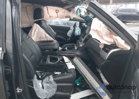 2017 Chevrolet Tahoe Lt z USA, uszkodzony, nr VIN 1GNSCBKCXHR244045